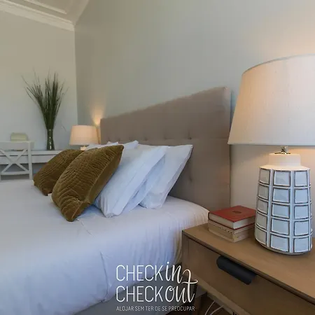 Checkincheckout - Juncos Belem アパート *