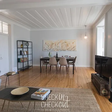 Checkincheckout - Juncos Belem Apartment *